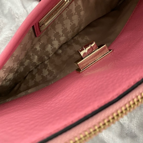 NWOT Karl Lagerfeld Crossbody (Genuine Leather) - Picture 4 of 7